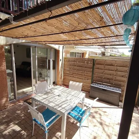 Super Pour 4 Avec Prive, Plages A Proximite, Piscine Et Jardin